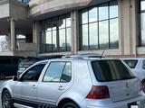 Volkswagen Golf 2002 года за 2 600 000 тг. в Алматы