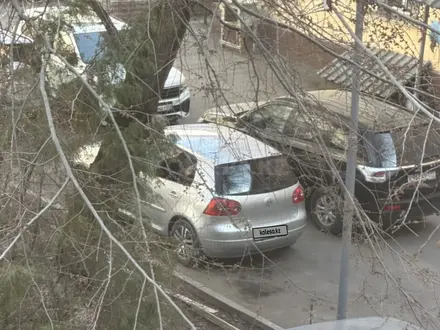 Volkswagen Golf 2005 года за 3 700 000 тг. в Алматы – фото 2