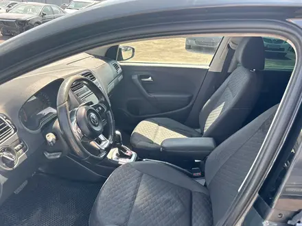 Volkswagen Polo 2018 года за 3 142 400 тг. в Алматы – фото 9