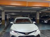 Toyota Camry 2021 года за 15 000 000 тг. в Астана