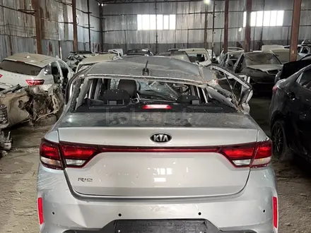 Kia Rio 2021 года за 3 088 505 тг. в Атырау