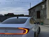 Hyundai Sonata 2022 годаүшін9 800 000 тг. в Туркестан – фото 3
