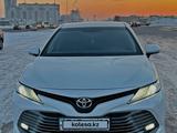 Toyota Camry 2020 года за 17 000 000 тг. в Караганда – фото 2