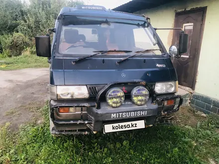 Mitsubishi Delica 1994 года за 750 000 тг. в Алматы