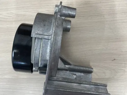 Натяжитель 16620-0W101 ремня двигателя UZFE за 39 900 тг. в Алматы – фото 6