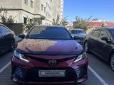 Toyota Camry 2021 года за 14 000 000 тг. в Атырау – фото 5