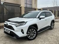 Toyota RAV4 2020 года за 17 500 000 тг. в Уральск