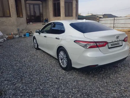 Toyota Camry 2019 года за 14 000 000 тг. в Шымкент – фото 3