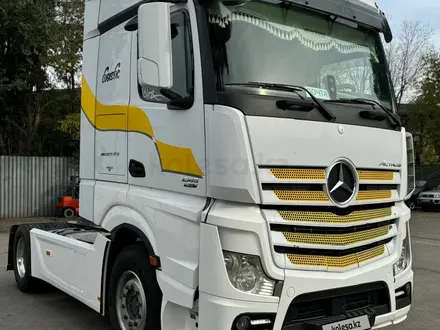 Mercedes-Benz  Actros 2013 года за 26 000 000 тг. в Алматы