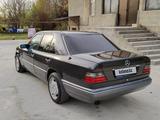 Mercedes-Benz E 280 1994 года за 2 800 000 тг. в Шымкент – фото 2