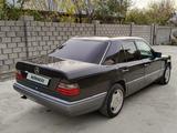 Mercedes-Benz E 280 1994 года за 2 800 000 тг. в Шымкент