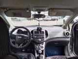 Chevrolet Aveo 2015 года за 2 000 000 тг. в Семей – фото 2