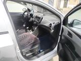 Chevrolet Aveo 2015 года за 2 000 000 тг. в Семей – фото 3