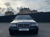 Mercedes-Benz C 180 1996 годаүшін2 400 000 тг. в Астана – фото 3