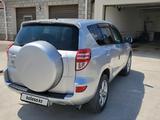 Toyota RAV4 2010 годаүшін7 507 142 тг. в Кызылорда – фото 2