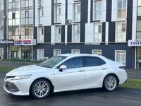 Toyota Camry 2018 года за 14 500 000 тг. в Актобе