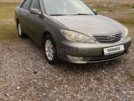 Toyota Camry 2005 года за 5 200 000 тг. в Алматы – фото 2