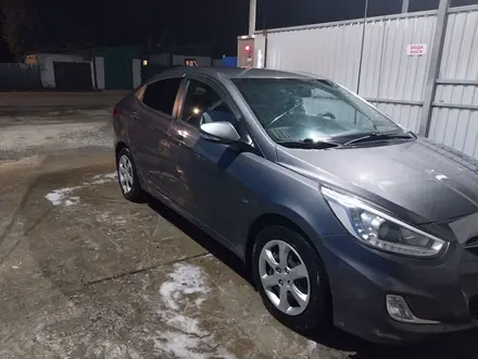 Hyundai Accent 2013 года за 5 000 000 тг. в Семей – фото 3