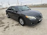 Toyota Camry 2010 года за 6 500 000 тг. в Жанаозен – фото 2