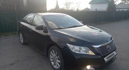 Toyota Camry 2011 года за 9 900 000 тг. в Усть-Каменогорск – фото 2