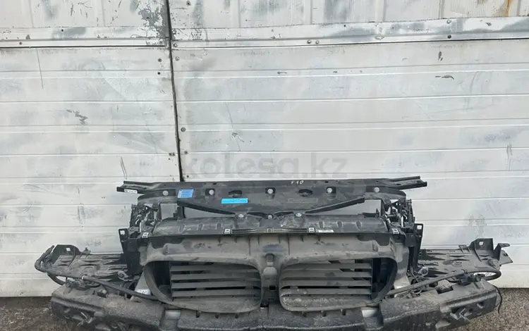 Ф10 F10 телевизор суппорт радиаторов Bmw за 200 000 тг. в Алматы