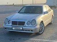 Mercedes-Benz E 320 1997 года за 3 200 000 тг. в Актау