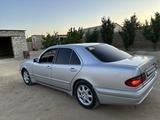 Mercedes-Benz E 320 1997 года за 3 200 000 тг. в Актау – фото 4