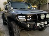 Toyota FJ Cruiser 2006 годаүшін15 000 000 тг. в Алматы – фото 2