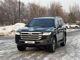 Toyota Land Cruiser 2024 года за 57 900 000 тг. в Алматы – фото 2