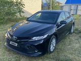 Toyota Camry 2018 годаүшін11 000 000 тг. в Уральск – фото 3