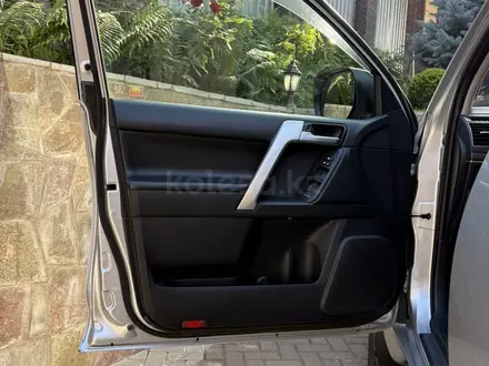 Toyota Land Cruiser Prado 2019 года за 30 000 000 тг. в Алматы – фото 10