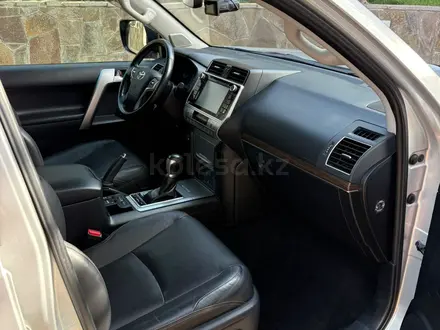 Toyota Land Cruiser Prado 2019 года за 30 000 000 тг. в Алматы – фото 16