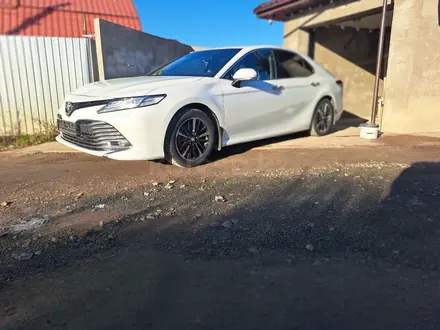 Toyota Camry 2019 года за 13 150 000 тг. в Уральск – фото 11