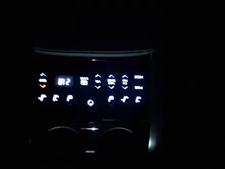 Toyota Camry 2019 года за 13 150 000 тг. в Уральск – фото 16