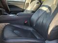 Toyota Camry 2019 годаүшін13 150 000 тг. в Уральск – фото 5