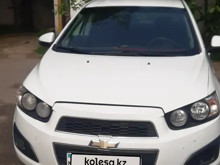 Chevrolet Aveo 2014 года за 3 500 000 тг. в Алматы – фото 2