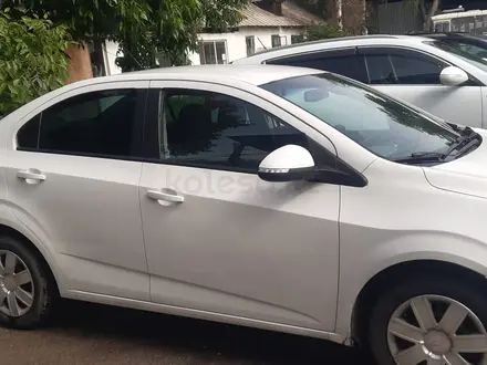Chevrolet Aveo 2014 года за 3 500 000 тг. в Алматы – фото 3