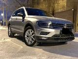 Volkswagen Tiguan 2018 года за 9 200 000 тг. в Атырау