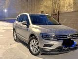 Volkswagen Tiguan 2018 года за 9 200 000 тг. в Атырау – фото 2