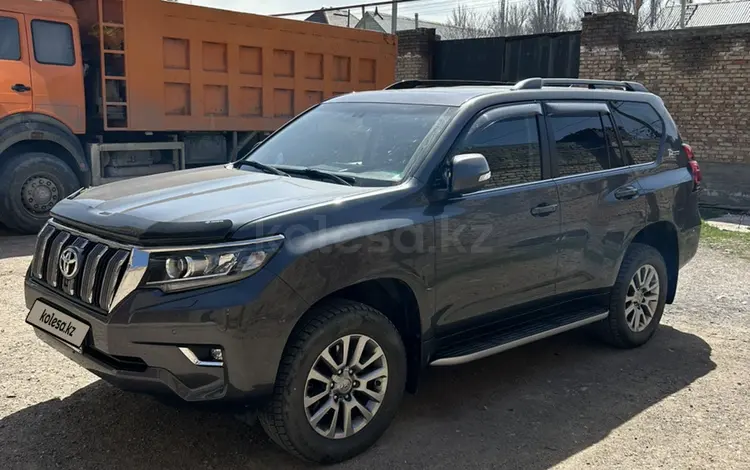 Toyota Land Cruiser Prado 2018 года за 29 500 000 тг. в Алматы