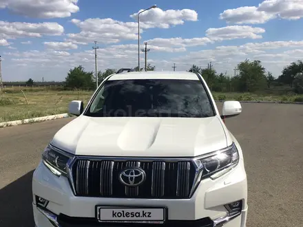 Toyota Land Cruiser Prado 2019 года за 25 500 000 тг. в Актобе – фото 28