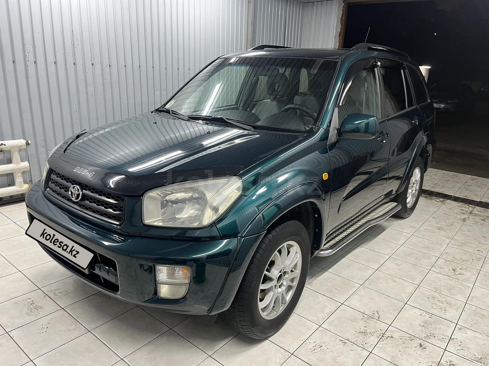 Toyota RAV4 2001 г.