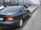 Mercedes-Benz C 180 2002 годаүшін1 900 000 тг. в Алматы – фото 3