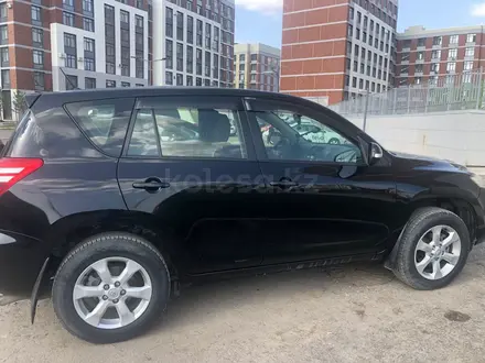 Toyota RAV4 2012 года за 10 100 000 тг. в Астана – фото 3