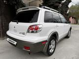 Mitsubishi Outlander 2003 года за 4 850 000 тг. в Алматы – фото 2