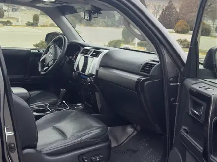 Toyota 4Runner 2018 года за 20 000 000 тг. в Актау – фото 14