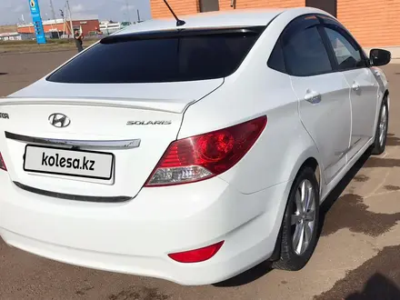 Hyundai Solaris 2011 года за 5 000 000 тг. в Астана – фото 2