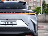Lexus RZ 2023 годаүшін27 320 000 тг. в Алматы – фото 4