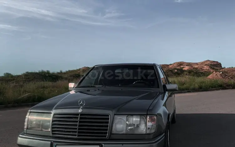 Mercedes-Benz E 260 1993 года за 1 000 000 тг. в Астана