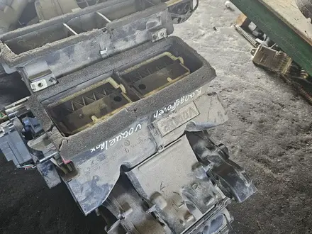 Радиатор печки испаритель кондиционера сервопривод моторчик за 100 000 тг. в Алматы